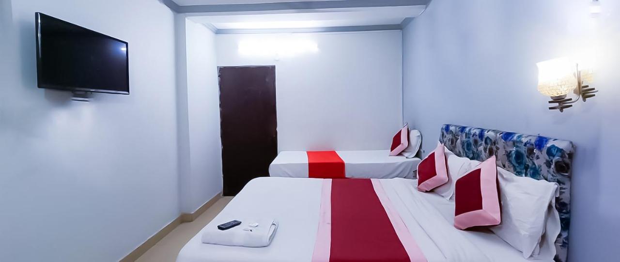 Comodo Satya Niketan Residency Νέο Δελχί Εξωτερικό φωτογραφία