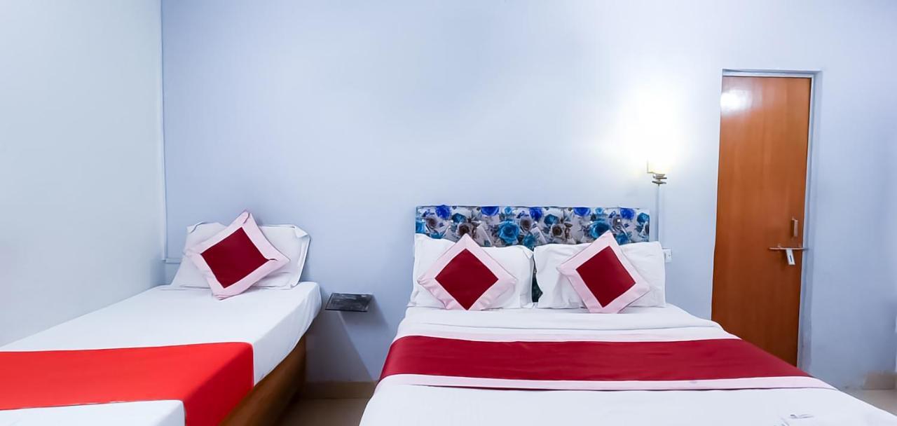 Comodo Satya Niketan Residency Νέο Δελχί Εξωτερικό φωτογραφία