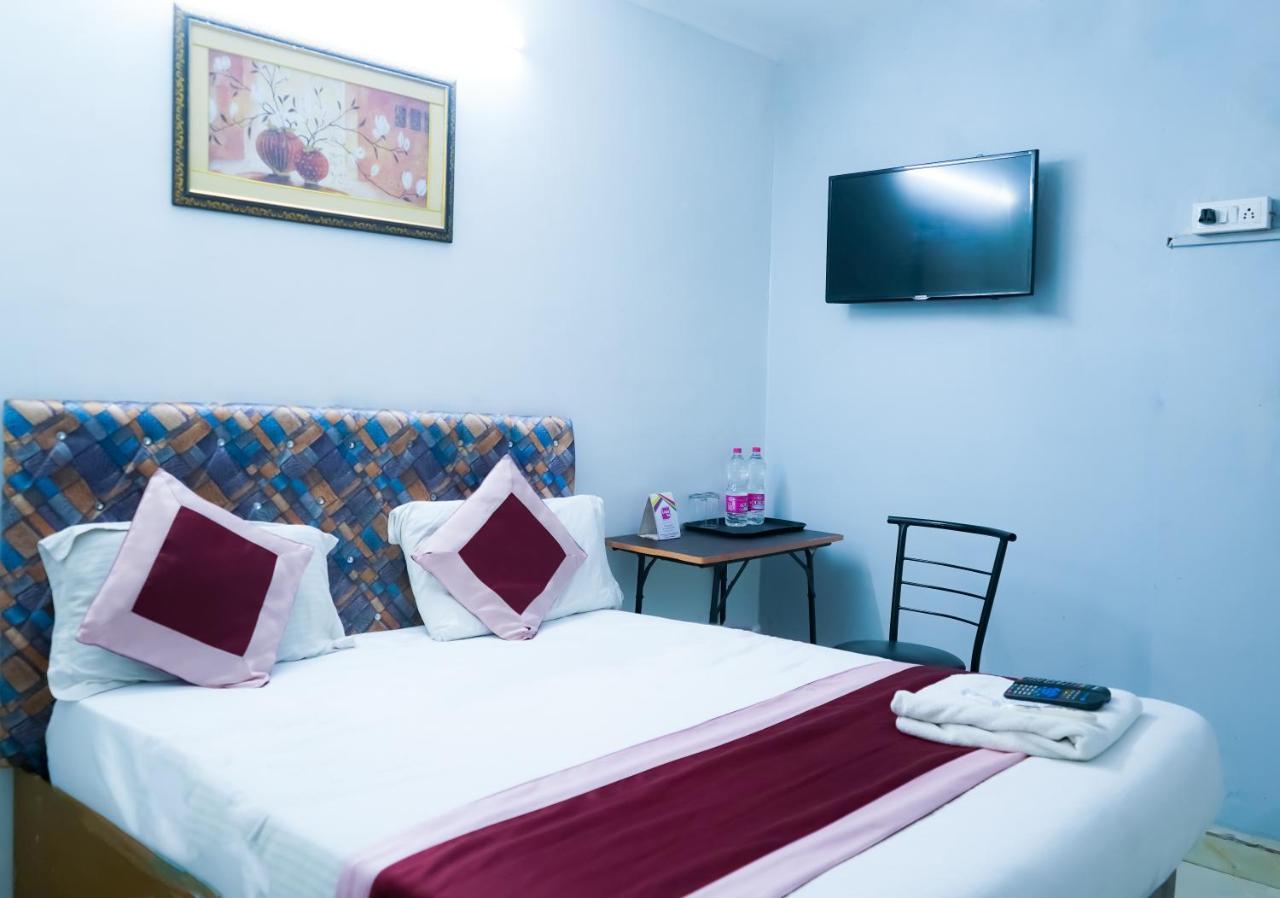 Comodo Satya Niketan Residency Νέο Δελχί Εξωτερικό φωτογραφία
