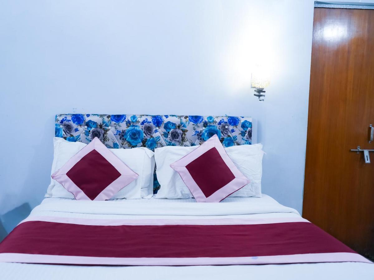 Comodo Satya Niketan Residency Νέο Δελχί Εξωτερικό φωτογραφία